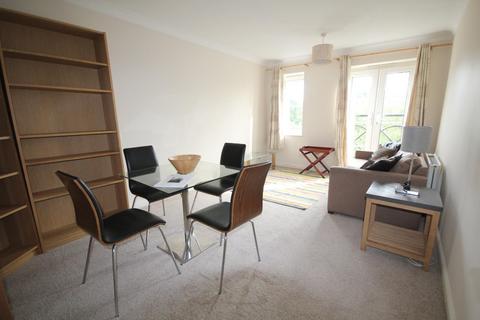 1 bedroom apartment to rent, Chichester House, Galsworthy Road, Kingston KT2