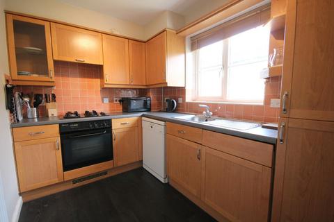1 bedroom apartment to rent, Chichester House, Galsworthy Road, Kingston KT2