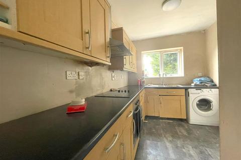 2 bedroom end of terrace house for sale, Ebor Avenue, Hornsea