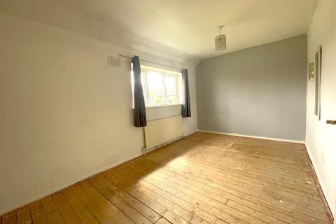 75 Ebor Avenue, Hornsea, HU18 1SS
