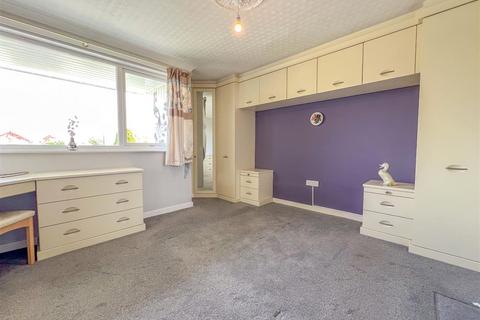 2 bedroom flat for sale, Coniston Way, St Nicolas Park