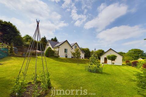 5 bedroom detached house for sale, Penrhiw, Abercych, Boncath