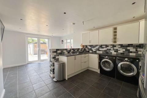 3 bedroom end of terrace house for sale, Craigends Avenue, Binley