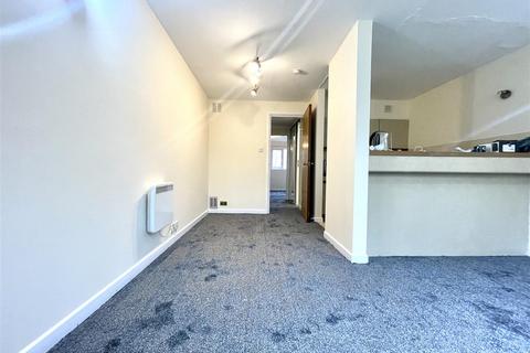 1 bedroom flat to rent, Maltby Drive, Enfield