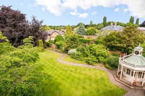 7 bedroom detached house to rent, Mount Villa, Tadcaster Road, York, North Yorkshire