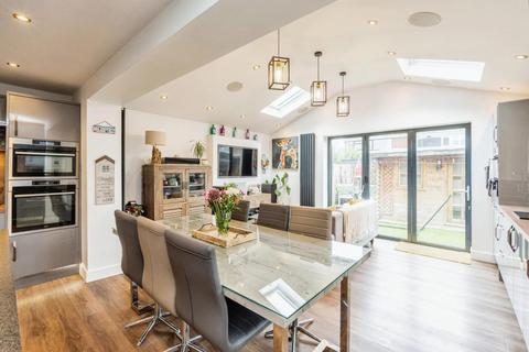 2 Linkfield Drive, Worsley, Manchester, M28 1JU