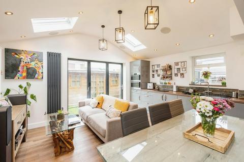 2 Linkfield Drive, Worsley, Manchester, M28 1JU