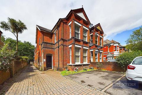 2 bedroom apartment to rent, Cavendish Grove, Southampton
