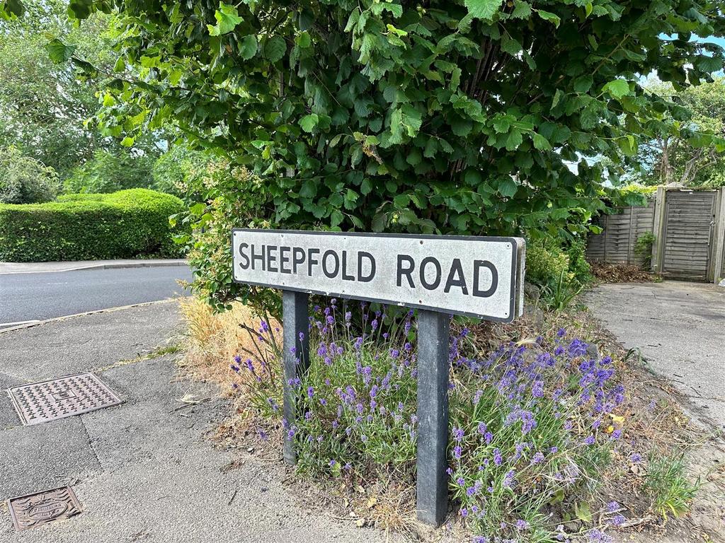Sheepfold road sign.jpg