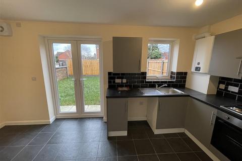 3 bedroom end of terrace house to rent, Norton Road, Pelsall