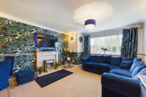 8 Manor View, Rillington, Malton, YO17 8JY