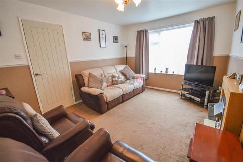 3 bedroom end of terrace house for sale, Booth Croft, Waterthorpe, Sheffield, S20