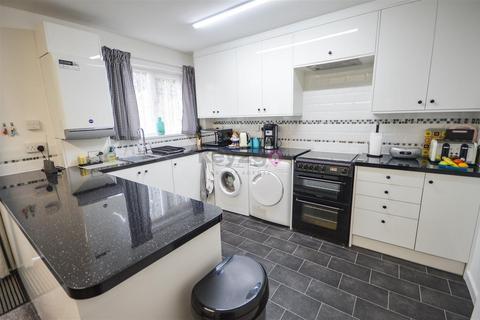 15 Booth Croft, Waterthorpe, Sheffield, S20 7JH