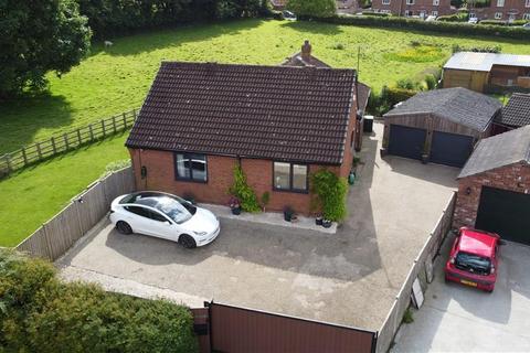 3 bedroom detached bungalow for sale, Garton-On-The-Wolds