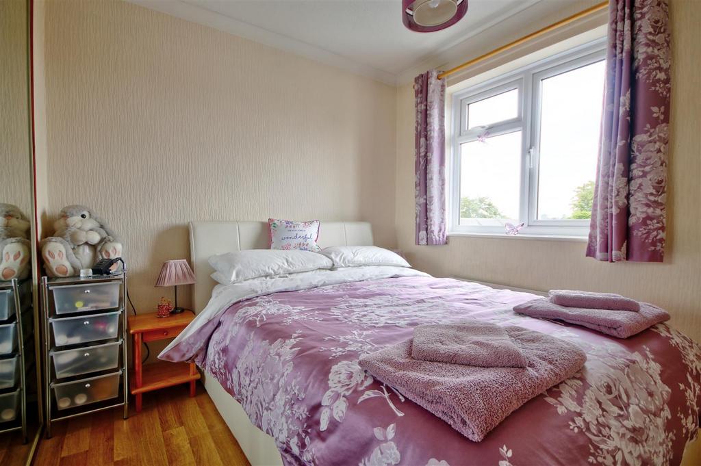 Bedroom 2.jpg