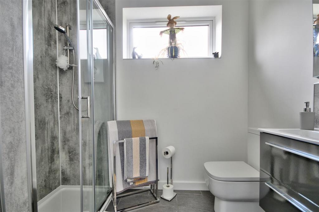 Shower Room 2.jpg