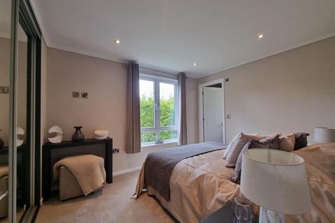 2 bedroom park home for sale, Juggins Lane, Earlswood, Solihull