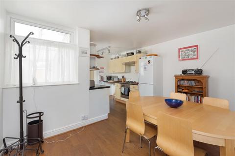 3 bedroom semi-detached house for sale, Warwick Road, Whitstable