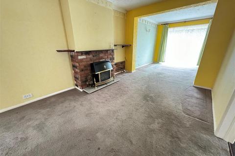 2 bedroom semi-detached bungalow for sale, Warwick Road, Rayleigh