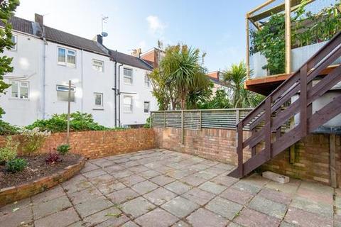 6 bedroom terraced house to rent, Southampton Street, Brighton BN2