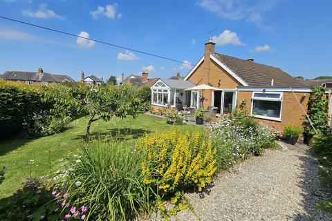 8 Appleton Drive, Wymeswold, Loughborough, LE12 6TS