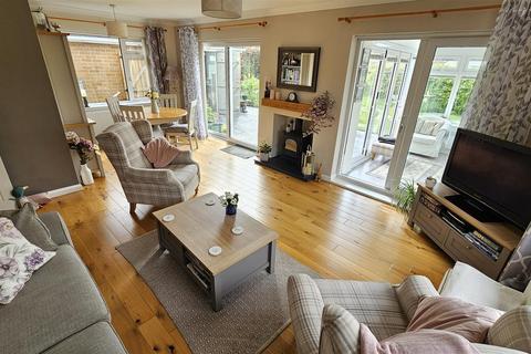 8 Appleton Drive, Wymeswold, Loughborough, LE12 6TS