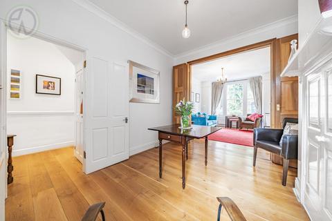 5 Birdhurst Road, London, SW19 2HZ