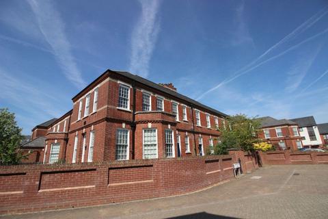 3 bedroom terraced house to rent, Basingstoke RG24