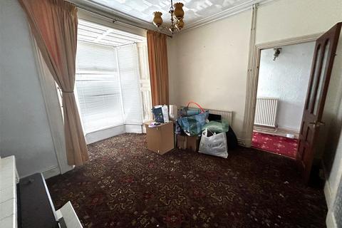 3 bedroom end of terrace house for sale, Stepney Street, Cwmbwrla, Swansea