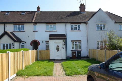 3 bedroom terraced house to rent, Birch Close, Brentford