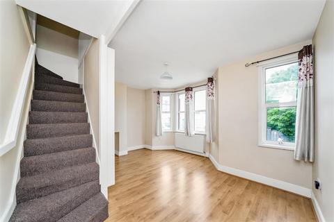 1 bedroom apartment to rent, St. Ann's Road, London N15