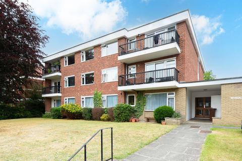 2 bedroom apartment for sale, Oaklands Road, Bromley, BR2