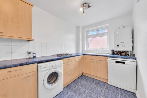 2 bedroom apartment for sale, Oaklands Road, Bromley, BR2