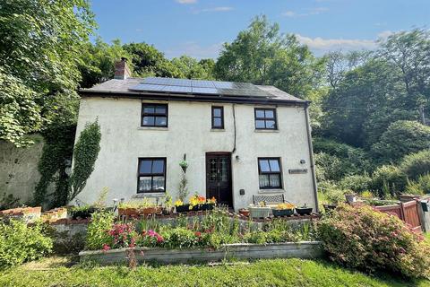 2 bedroom detached house for sale, Penybont, Carmarthen