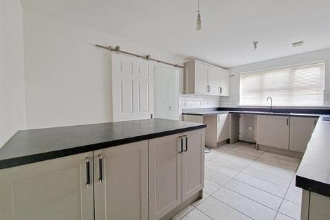 4 bedroom townhouse for sale, Dan Y Cwarre, Carway, Kidwelly