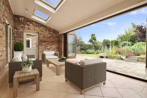 27 Chestnut Close, Digby, Lincoln, LN4 3LP