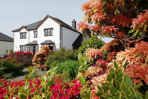 Bryn Eithin Hermon, Cynwyl Elfed, Carmarthen, SA33 6SR