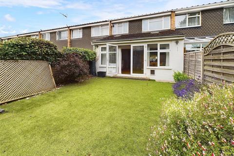 3 bedroom terraced house for sale, Church Green, Hersham, Walton-On-Thames