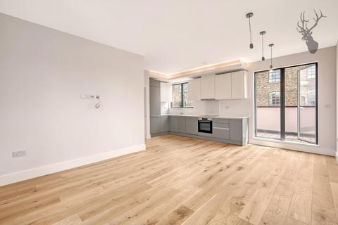 3 bedroom penthouse to rent, 7 Gunmakers Lane, London