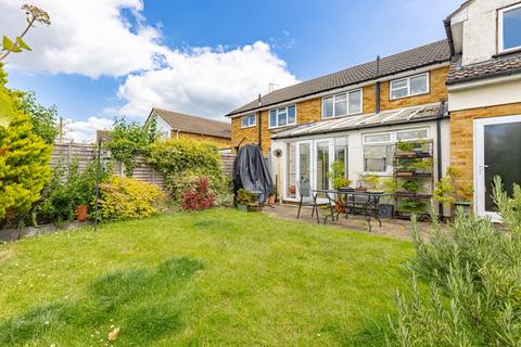 4 bedroom semi-detached house for sale, Garden Fields, Stebbing