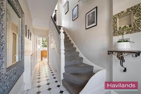 2 Drapers Road, Enfield, EN2 8LT