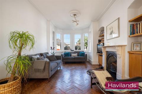 2 Drapers Road, Enfield, EN2 8LT