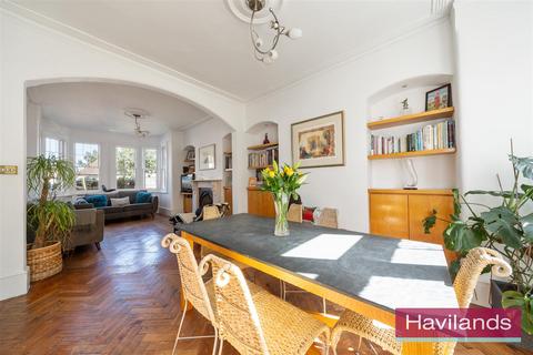 2 Drapers Road, Enfield, EN2 8LT