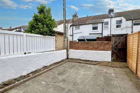 3 bedroom terraced house for sale, Bexhill Road, Eastbourne