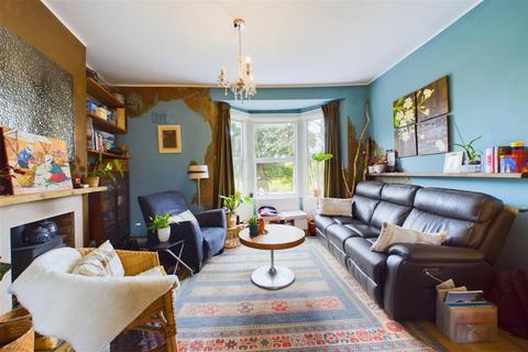 111c Ham Park Road, London, E15 4AD