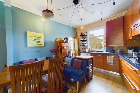 111c Ham Park Road, London, E15 4AD