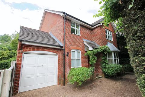 4 bedroom detached house for sale, WOODVILL ROAD, LEATHERHEAD, KT22