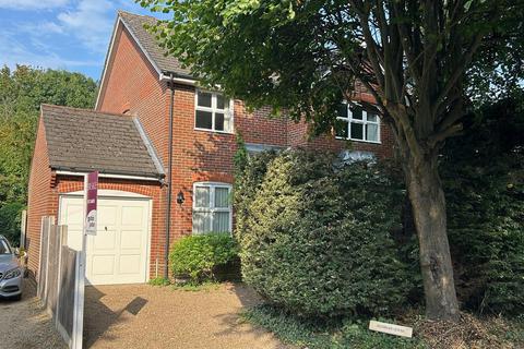 4 bedroom detached house for sale, WOODVILL ROAD, LEATHERHEAD, KT22