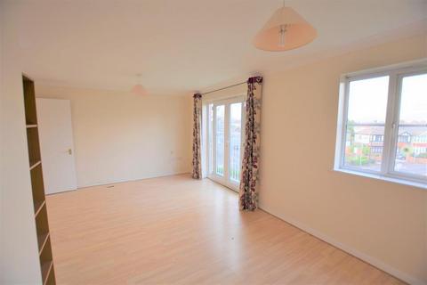 2 bedroom flat to rent, Ridley Close, Barking, IG11