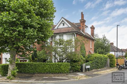 5 bedroom semi-detached house for sale, Old Park Ridings, Winchmore Hill N21